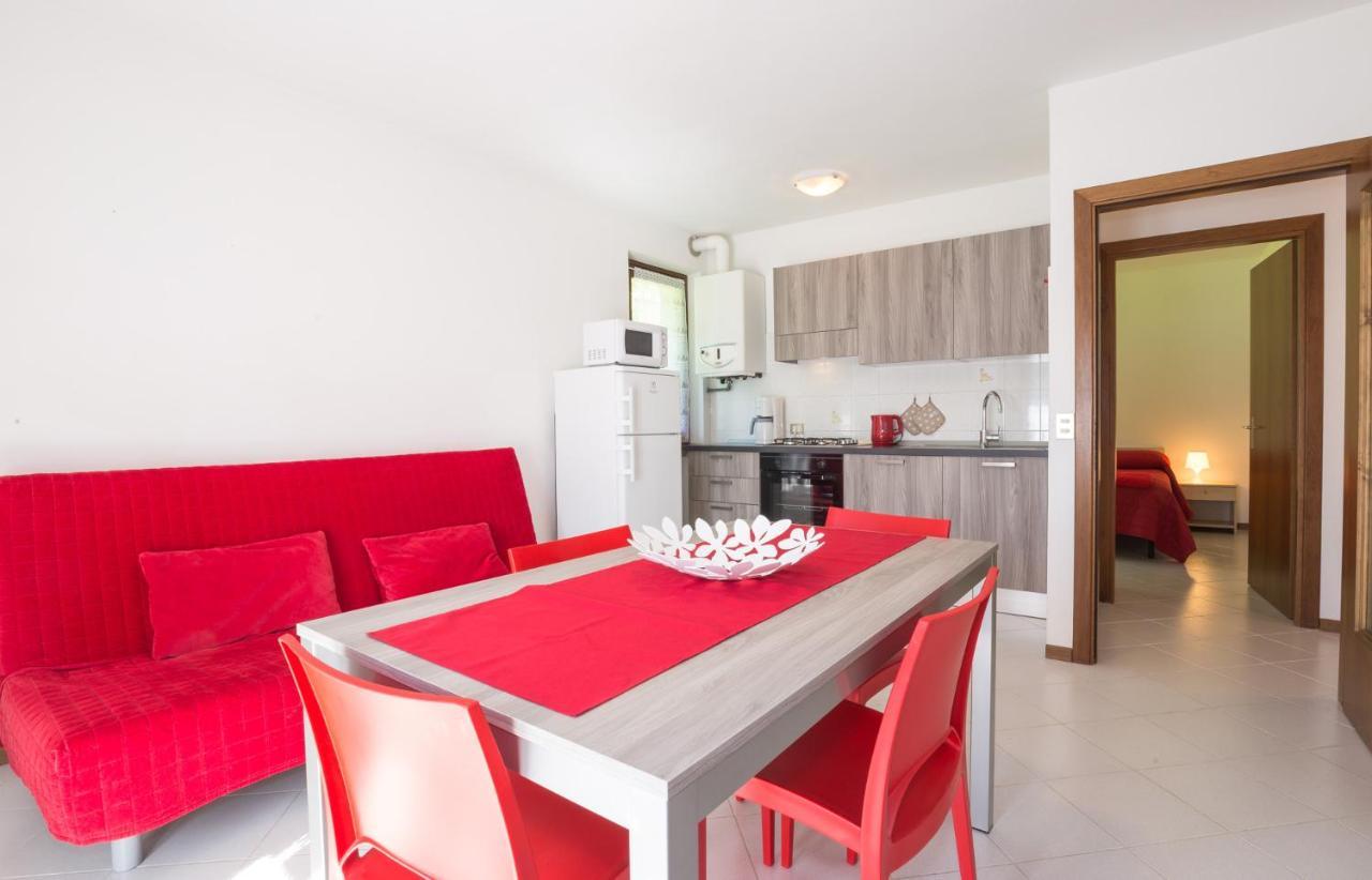 Casa Lori Apartment เปียเว ดิ เลโดร ภายนอก รูปภาพ